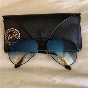 Rayban RB3205 Aviator Gradient Sunglasses
